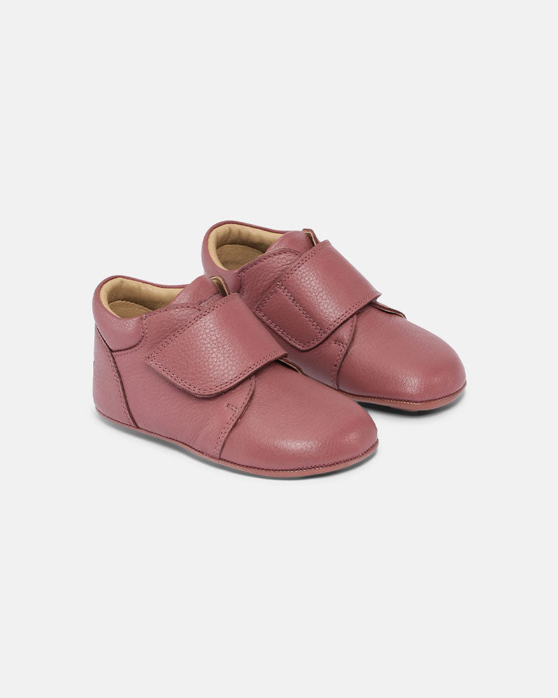 Tannu Dark Rose